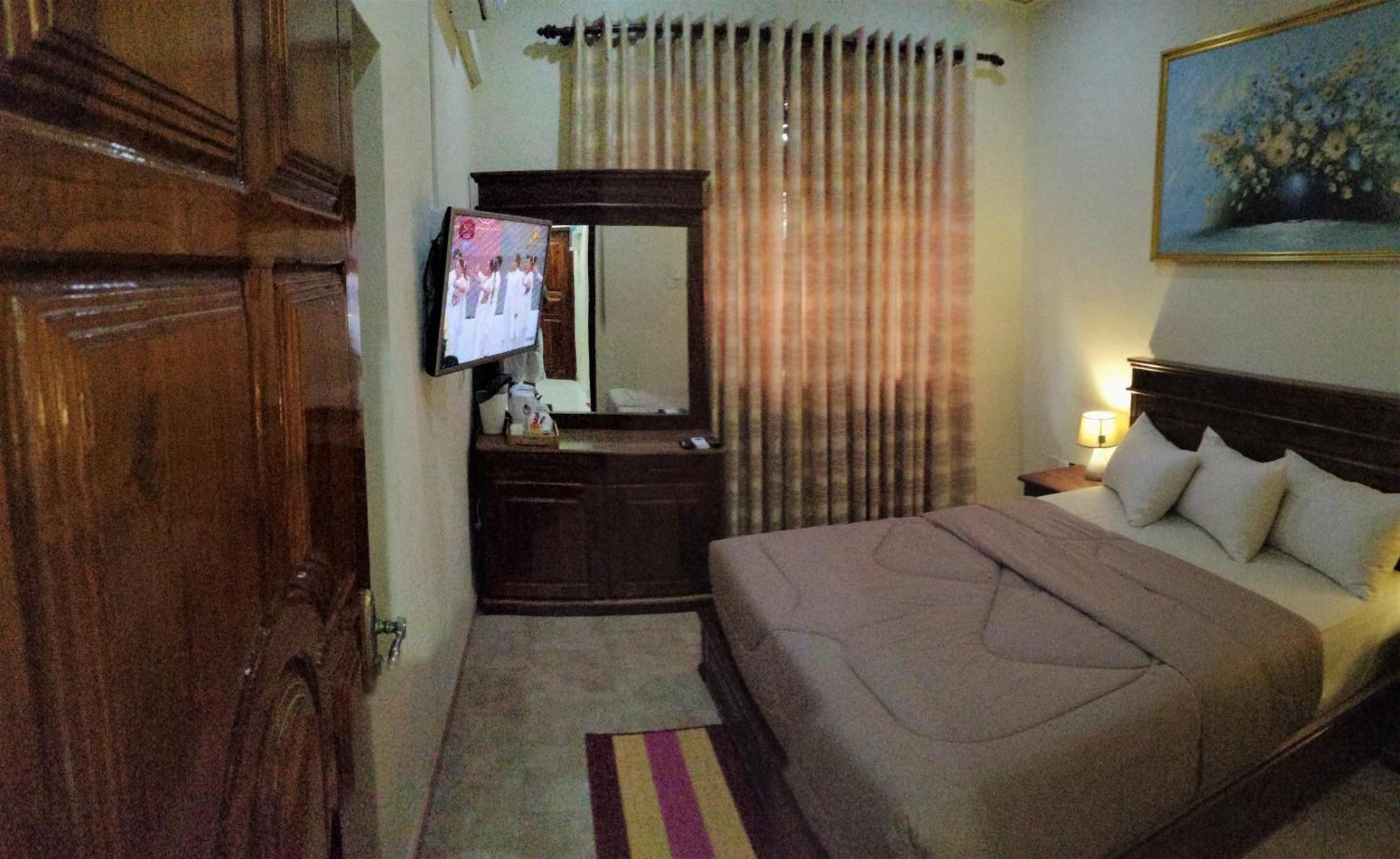 Holidays Hotel Nainamadama Экстерьер фото